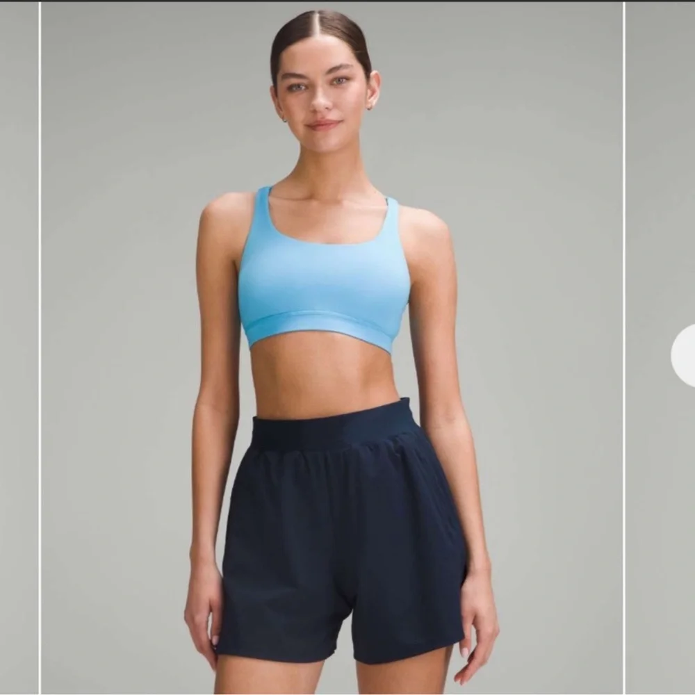 LIKE NEW Lululemon Energy Bra *medium support, B-D cup - Kayak Blue Light - Picture 2 of 6